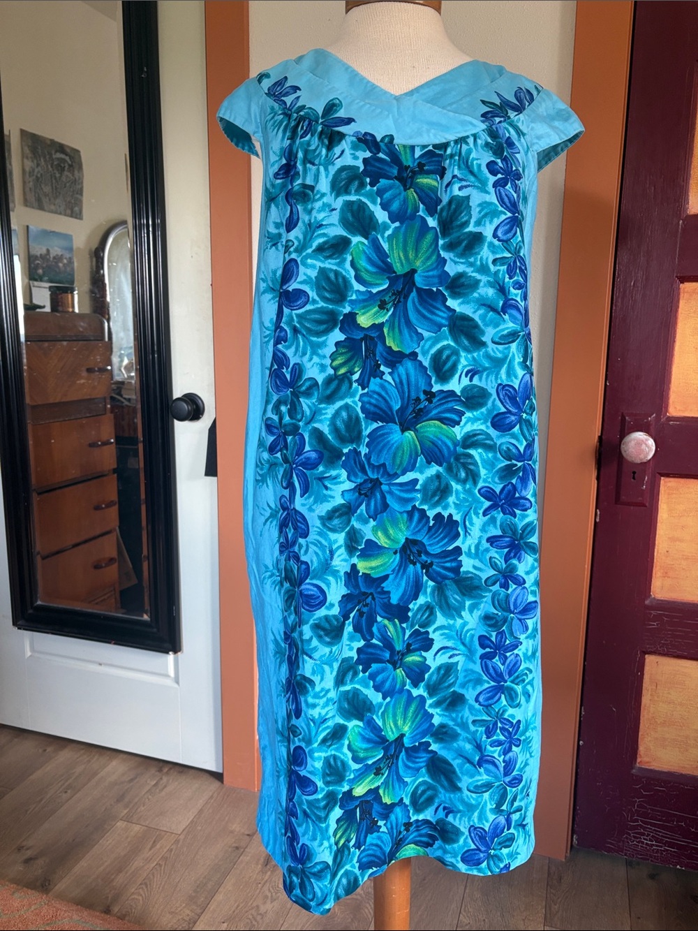 Vintage 60’s “Hawaiian Togs” Dress
